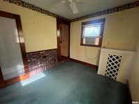 1403 45TH Avenue, Rock Island, IL 61201