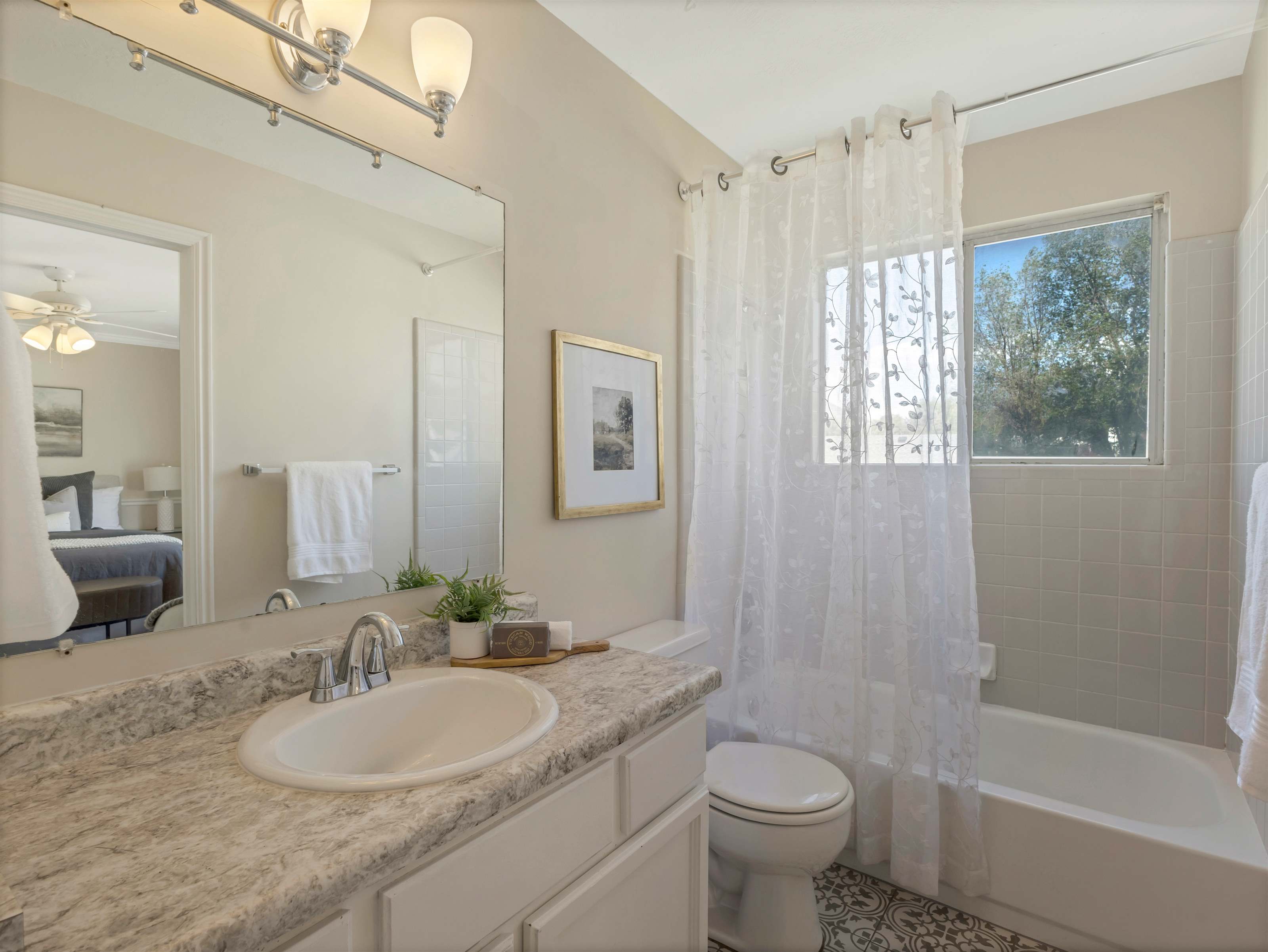 8421 South 150 East, Sandy, UT 84070