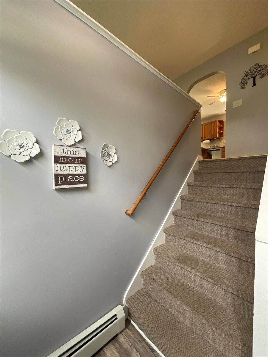 37 Jennifer Lane, Bangor, ME 04401