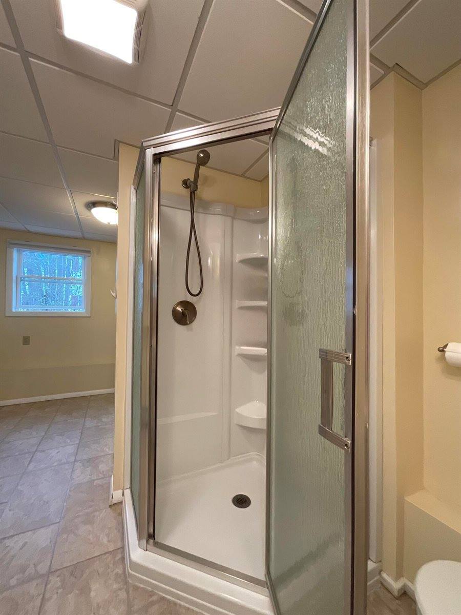 37 Jennifer Lane, Bangor, ME 04401