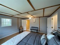 37 Jennifer Lane, Bangor, ME 04401