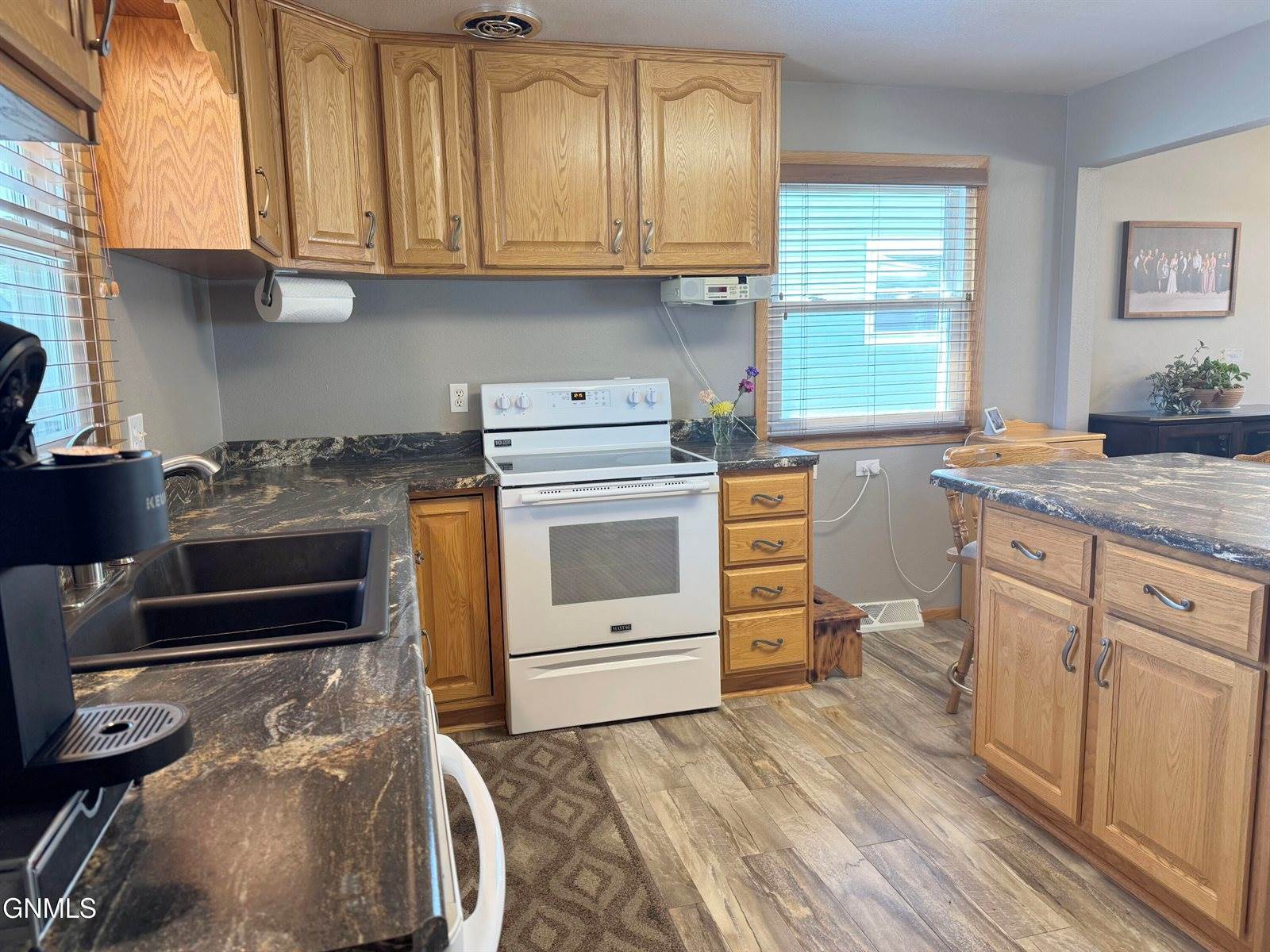 729 S 16th Street, Bismarck, ND 58504