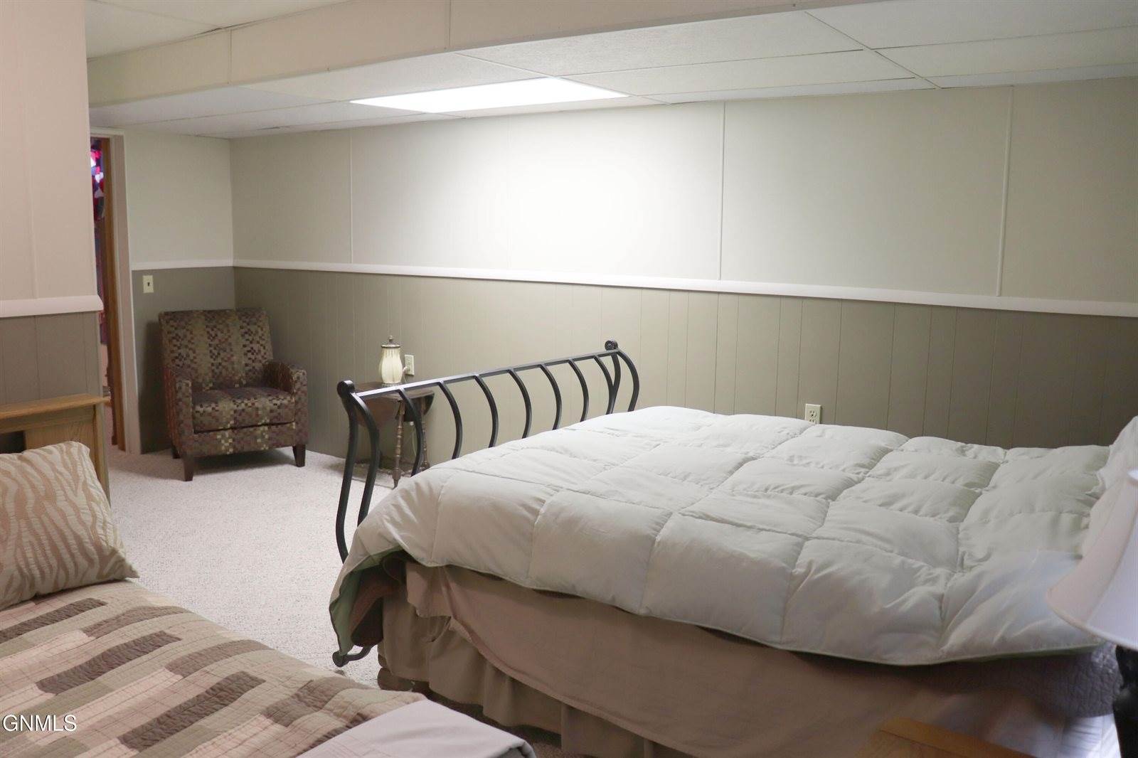 729 S 16th Street, Bismarck, ND 58504