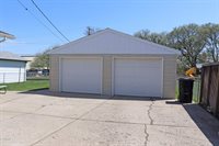 729 S 16th Street, Bismarck, ND 58504