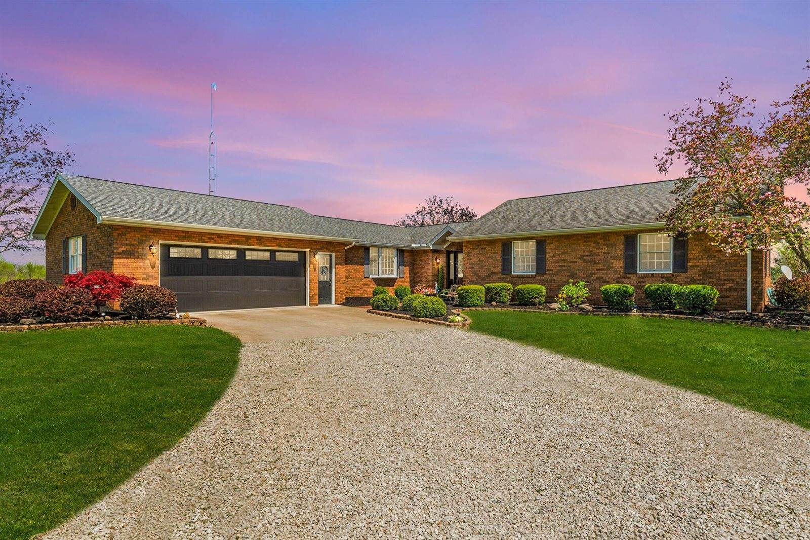 1012 Lake Fork Road, Utica, OH 43080