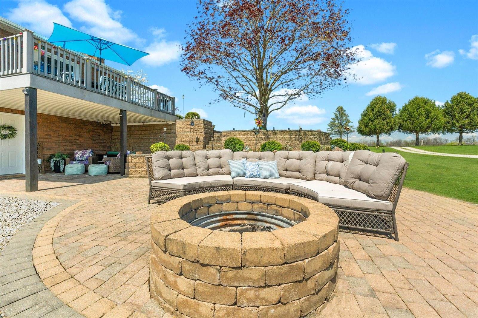 1012 Lake Fork Road, Utica, OH 43080