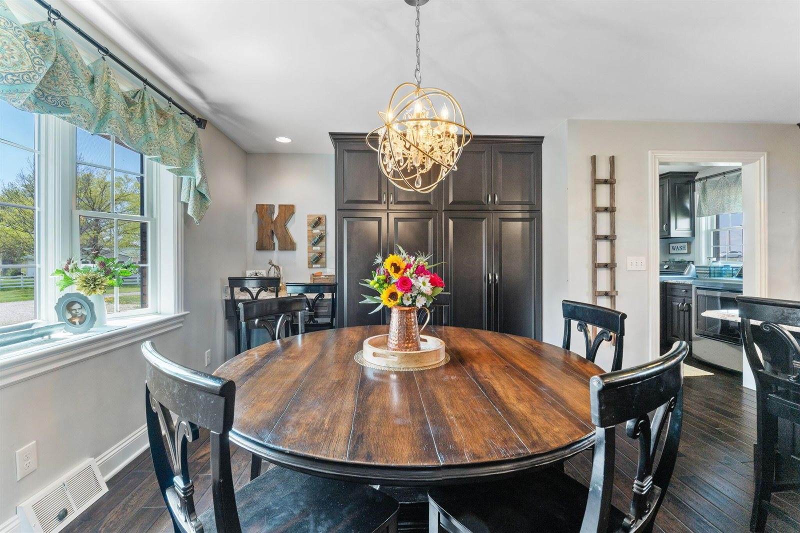 1012 Lake Fork Road, Utica, OH 43080