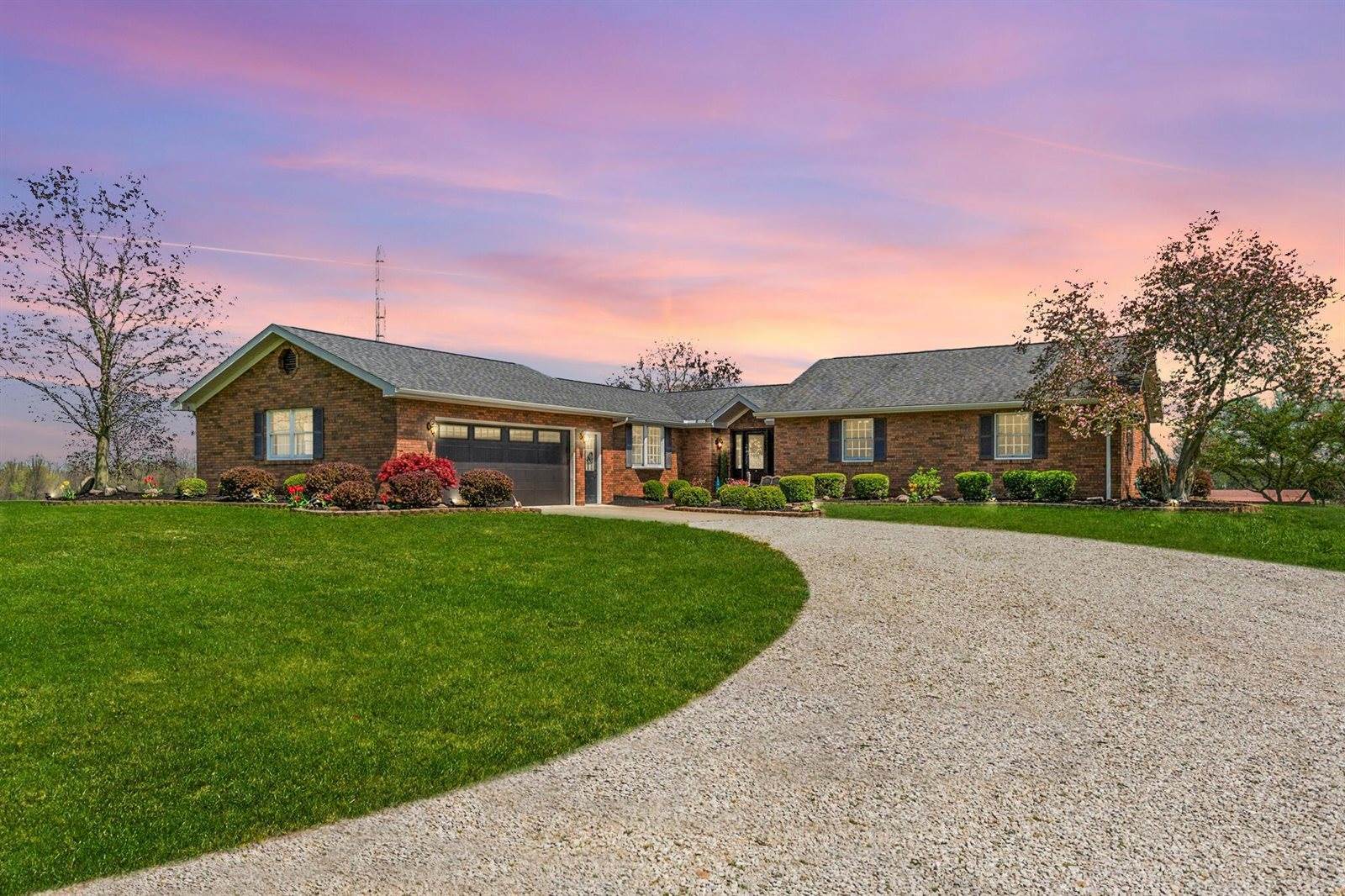 1012 Lake Fork Road, Utica, OH 43080