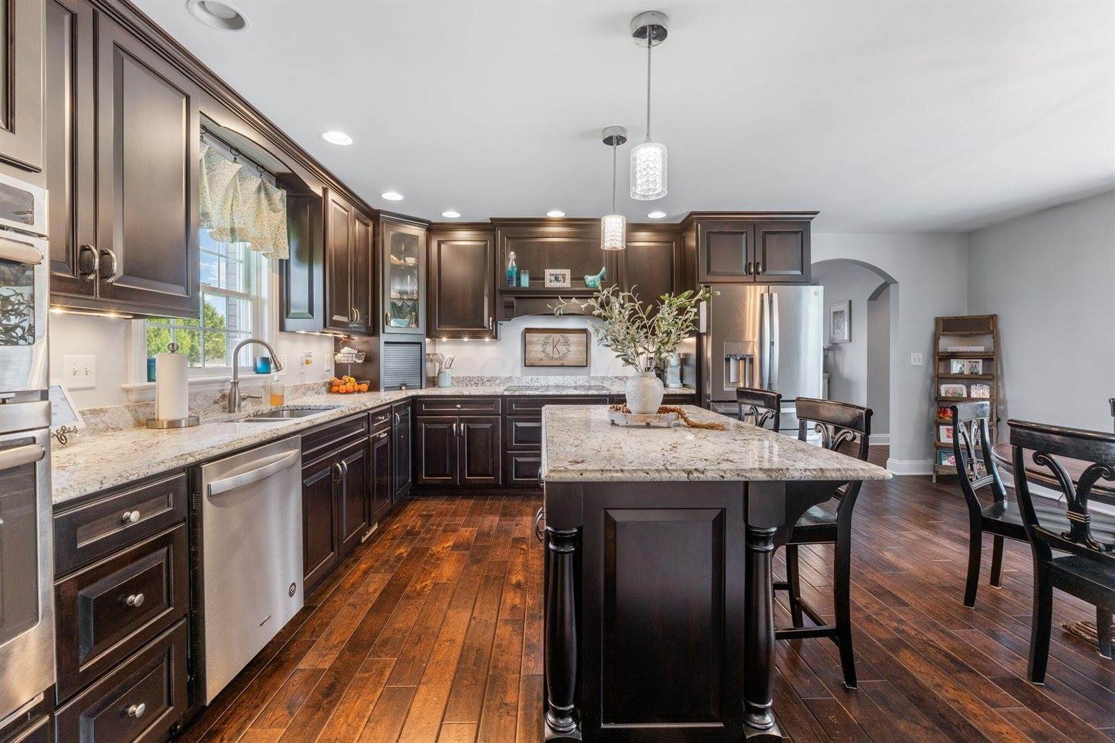 1012 Lake Fork Road, Utica, OH 43080