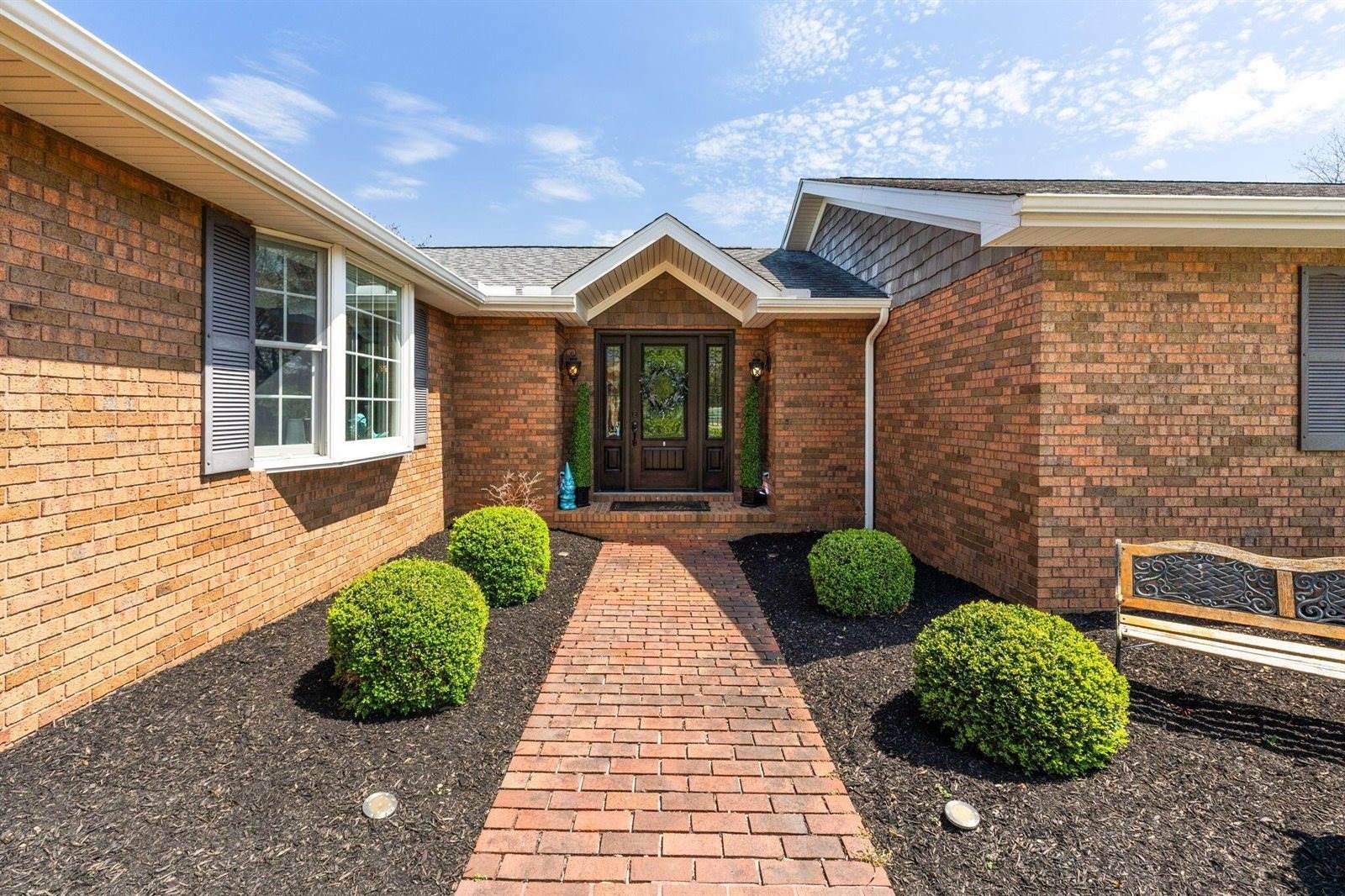 1012 Lake Fork Road, Utica, OH 43080