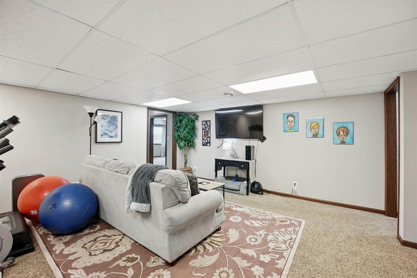 1012 Lake Fork Road, Utica, OH 43080