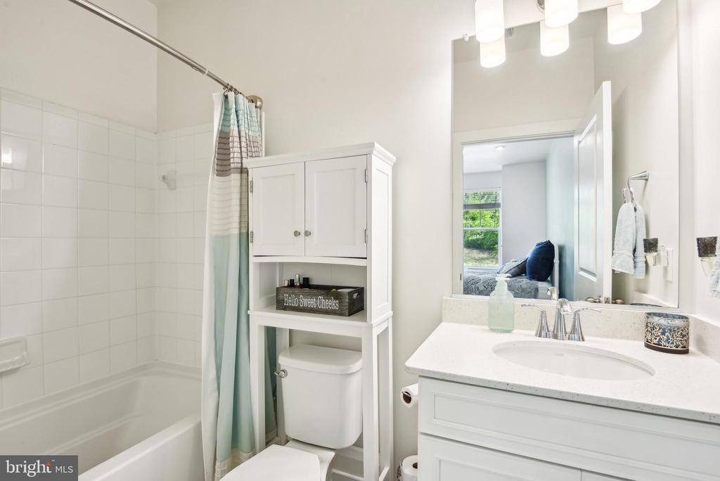 1579 Meadowlark Glen Road, Dumfries, VA 22026