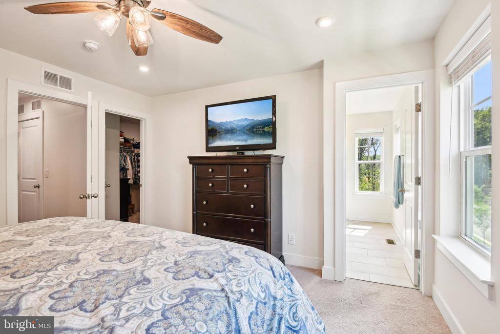 1579 Meadowlark Glen Road, Dumfries, VA 22026