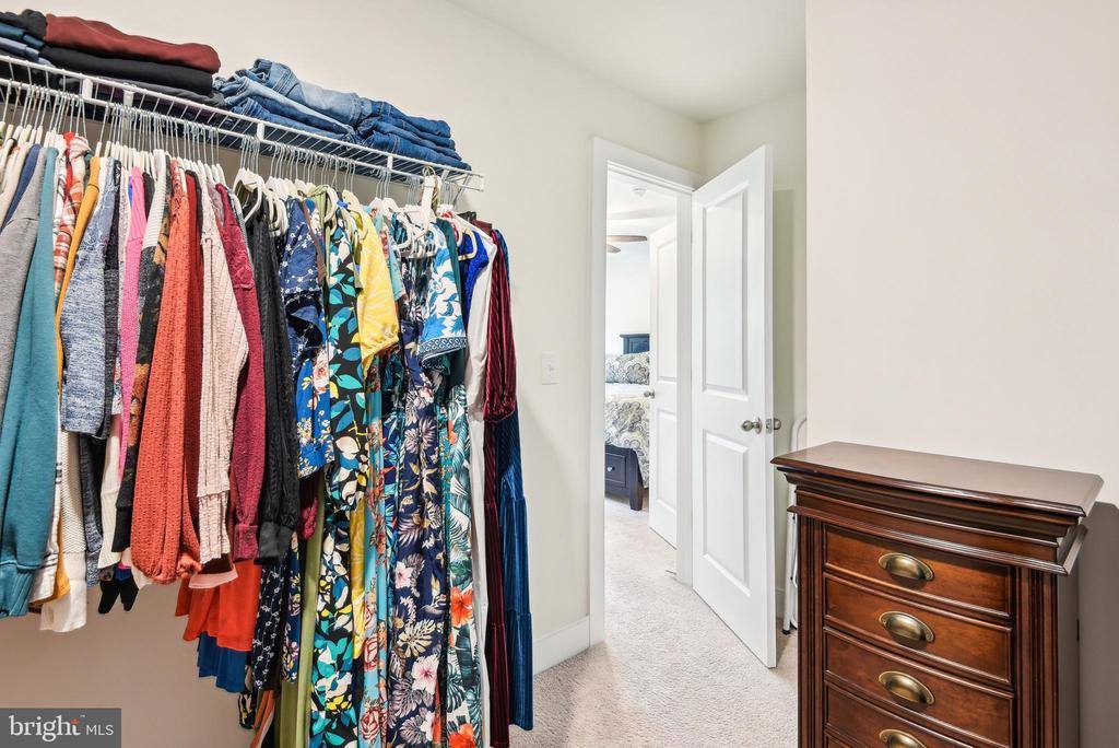 1579 Meadowlark Glen Road, Dumfries, VA 22026