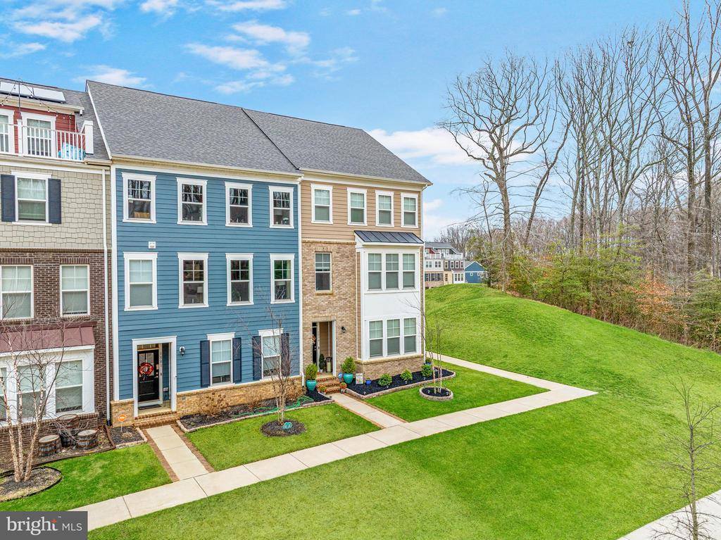 1579 Meadowlark Glen Road, Dumfries, VA 22026