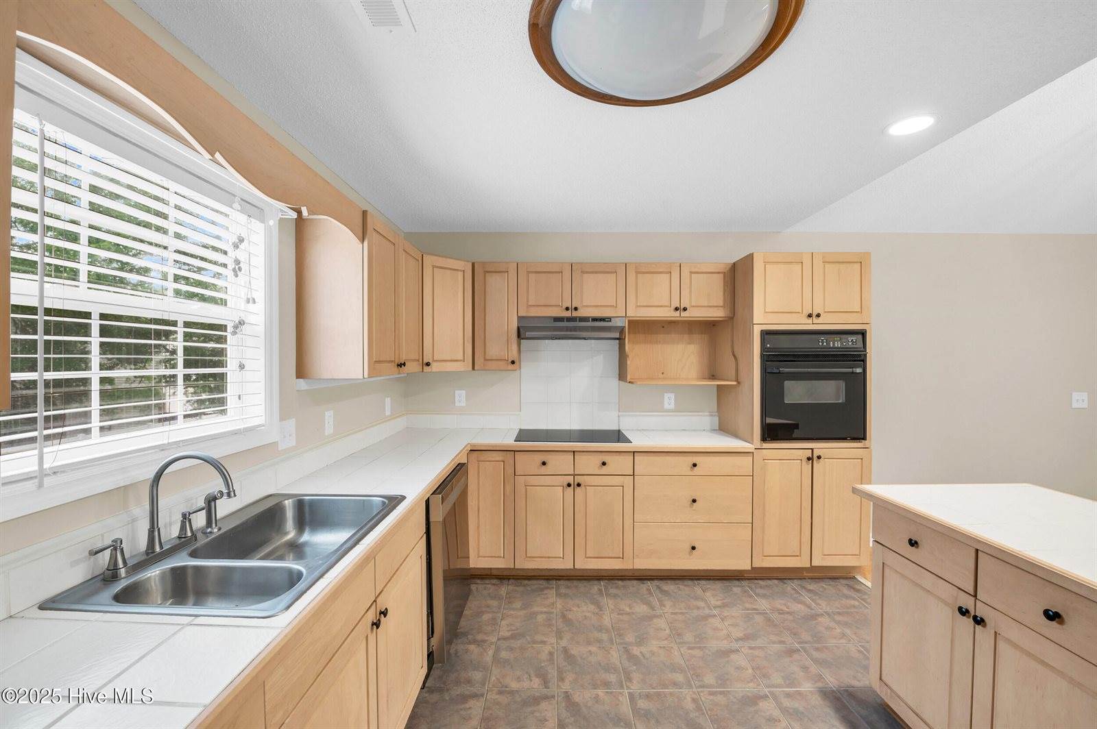 101 SW 18th Street, Oak Island, NC 28465