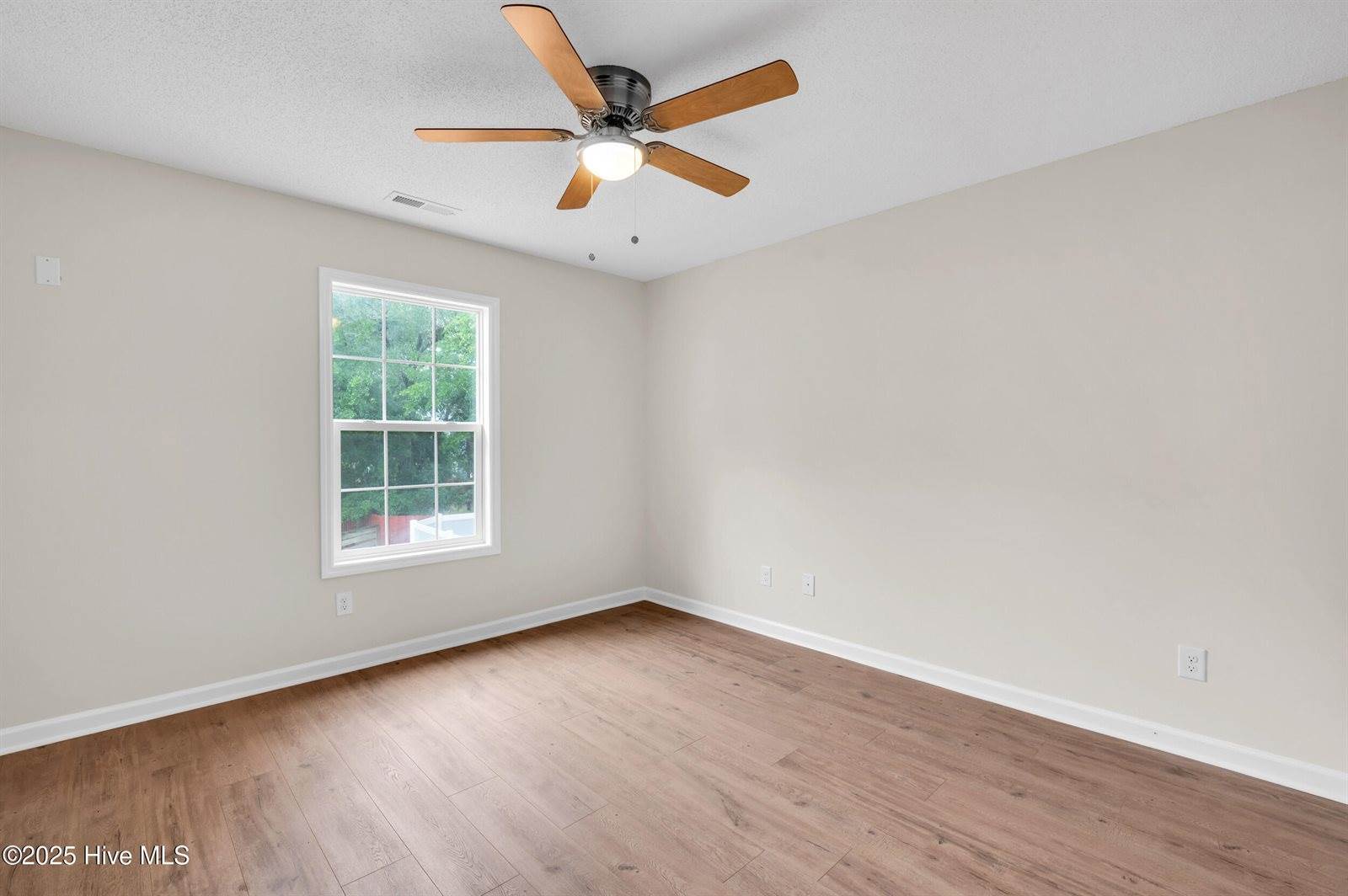 101 SW 18th Street, Oak Island, NC 28465