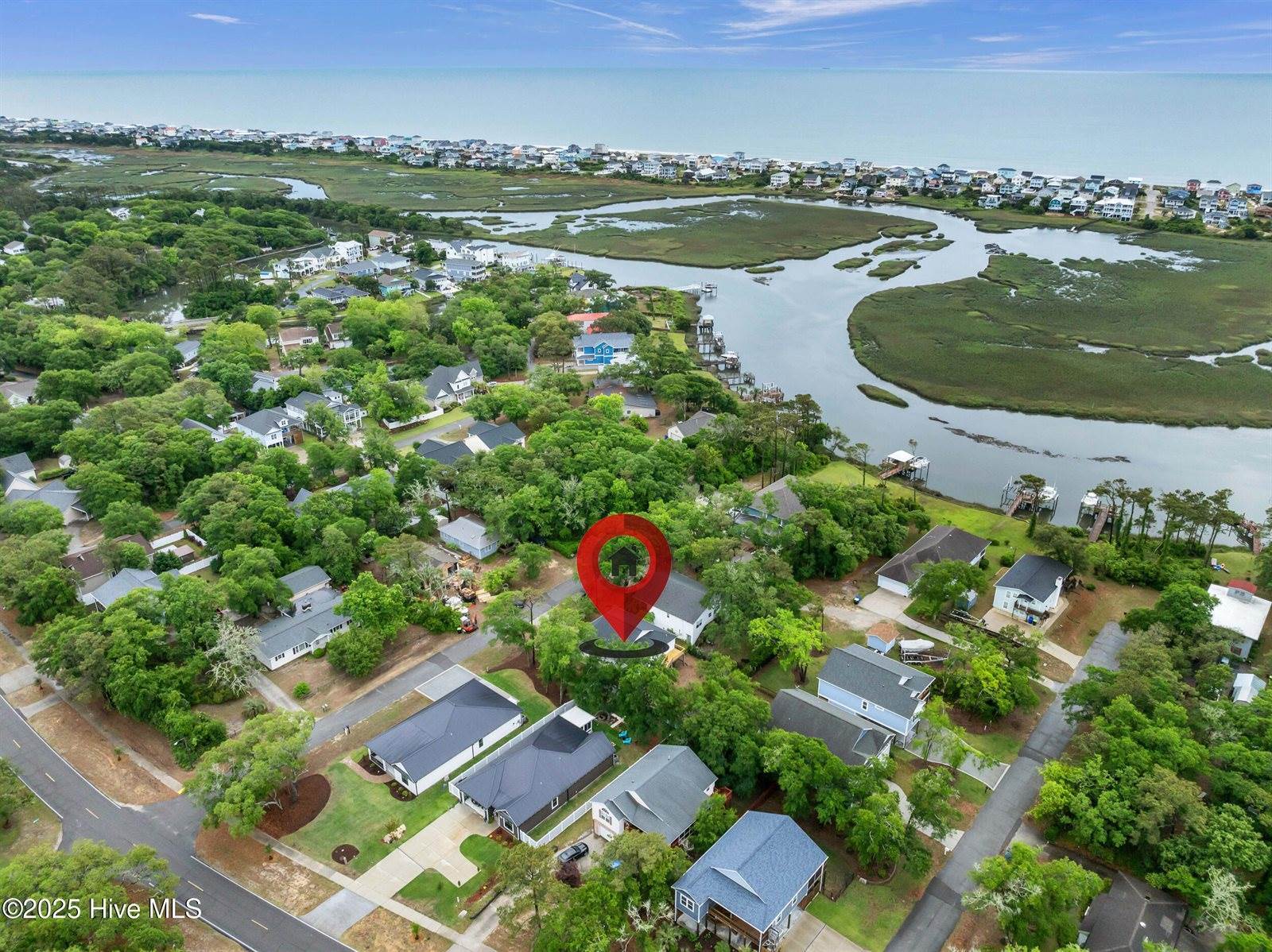 101 SW 18th Street, Oak Island, NC 28465