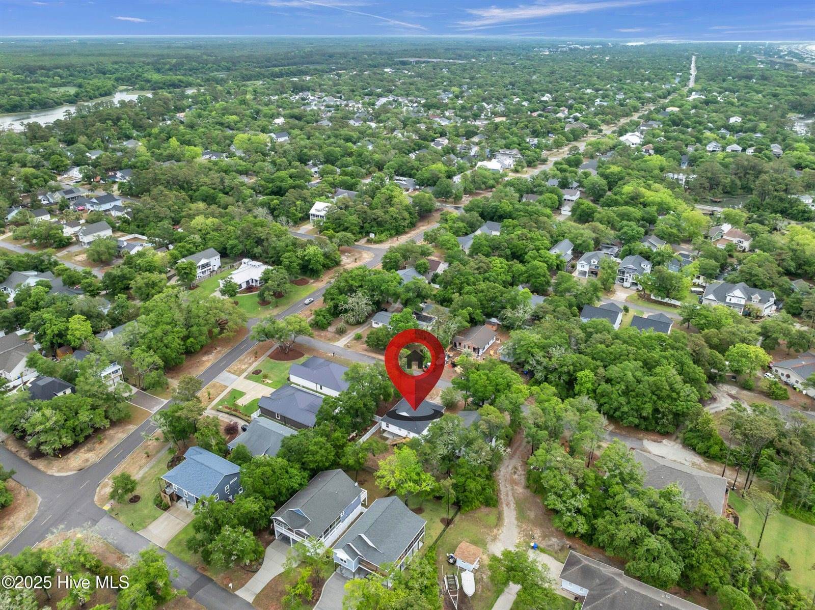 101 SW 18th Street, Oak Island, NC 28465