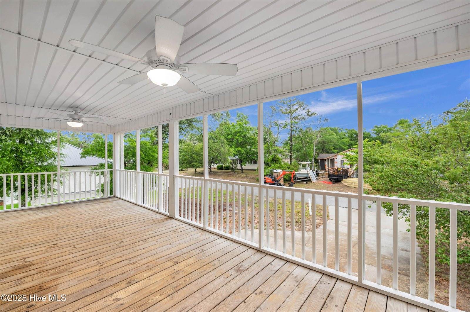 101 SW 18th Street, Oak Island, NC 28465