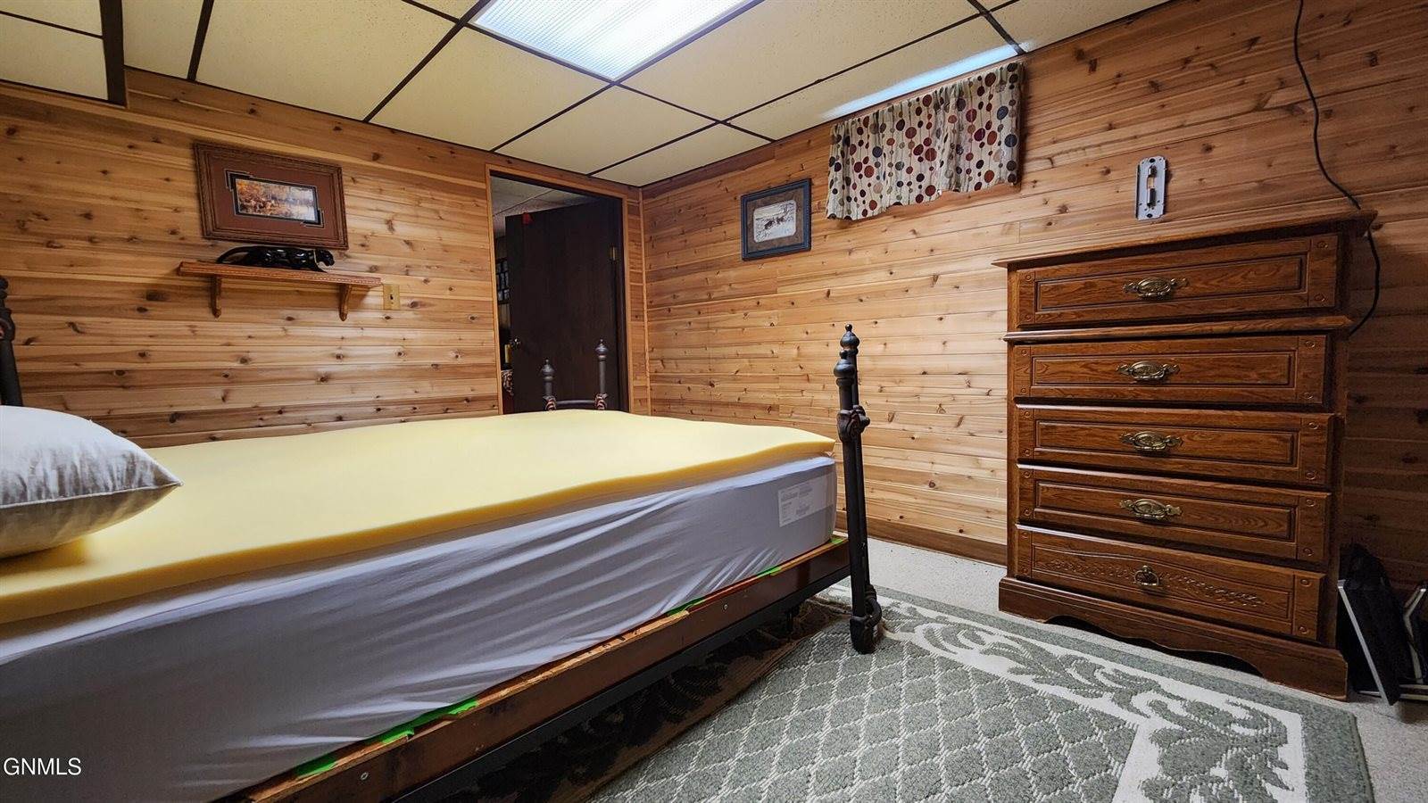 210 9th Avenue SW, Mandan, ND 58554