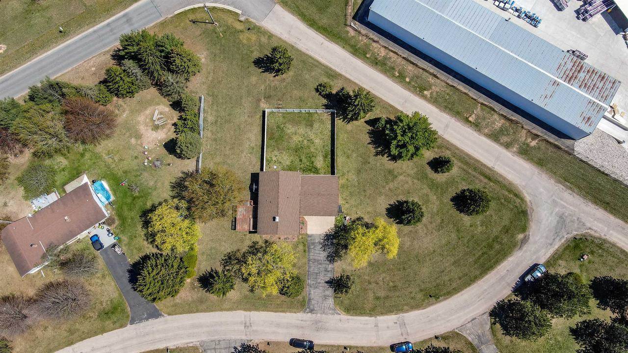 859 Bens Lane, Stevens Point, WI 54482