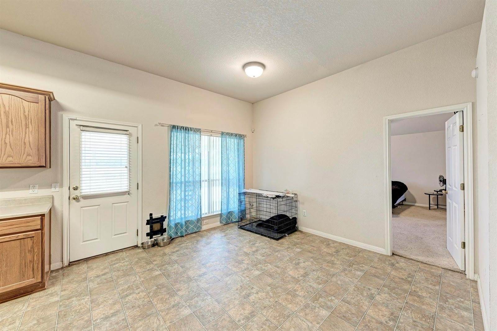 1506 Colton Ln, Lockhart, TX 78644