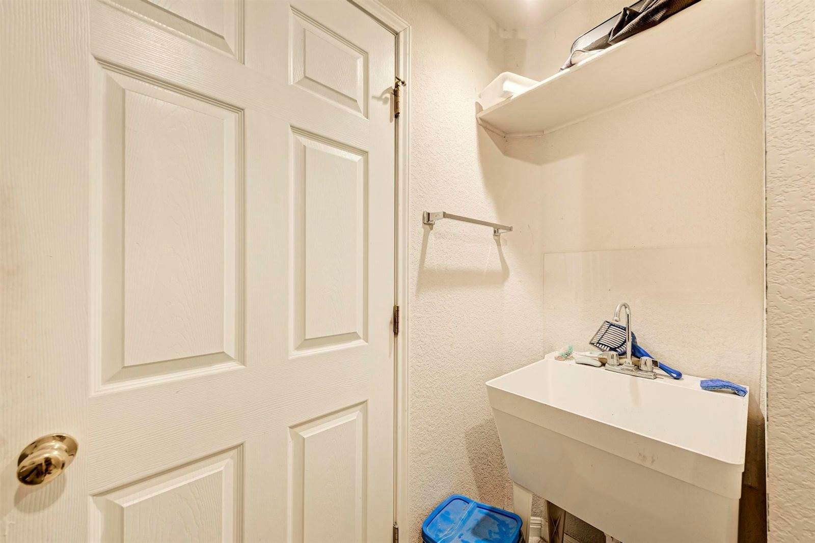 1506 Colton Ln, Lockhart, TX 78644