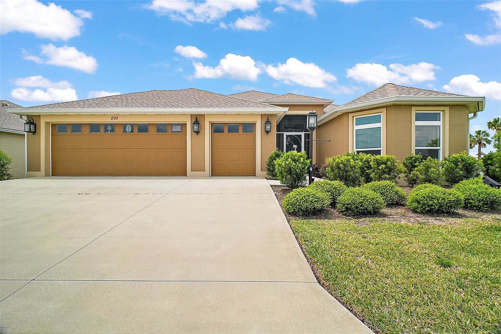 892 Hubbard Loop, The Villages, FL 32163
