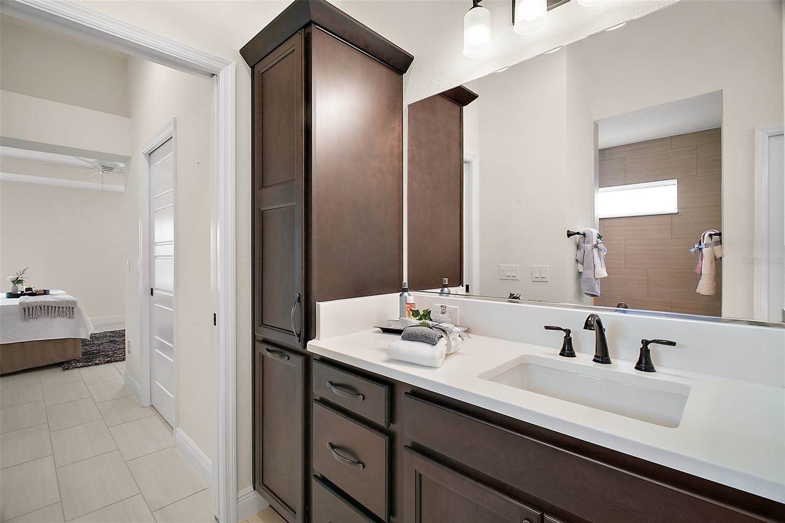 892 Hubbard Loop, The Villages, FL 32163