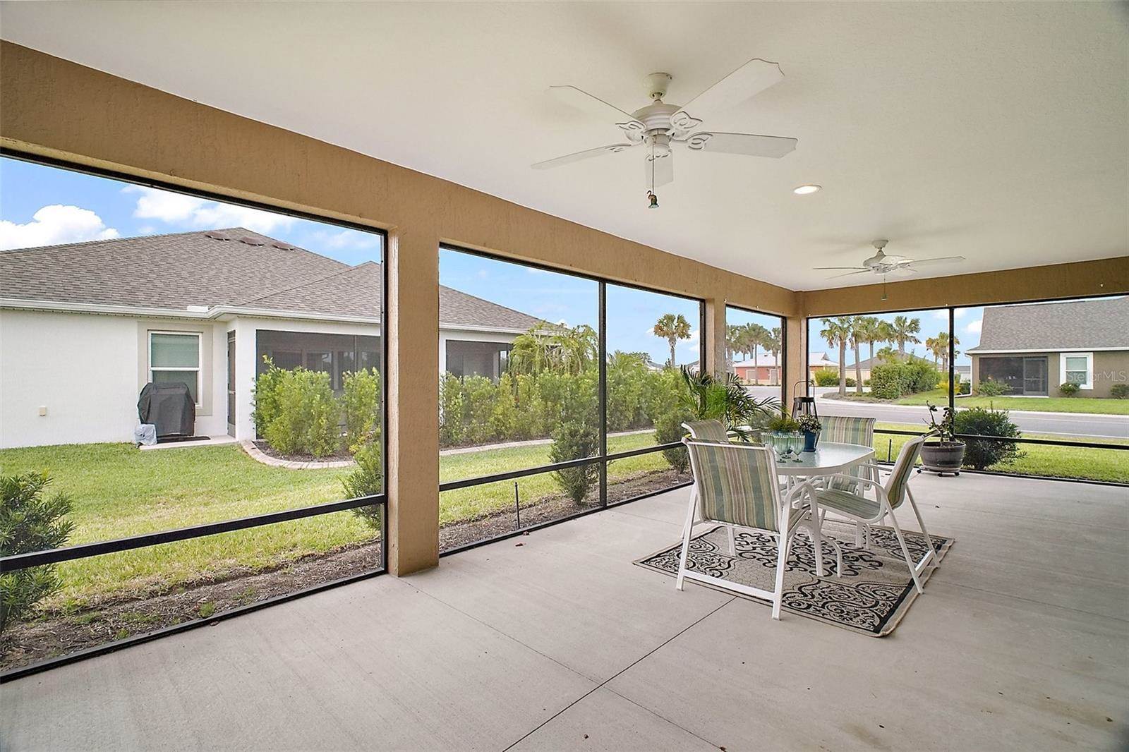 892 Hubbard Loop, The Villages, FL 32163