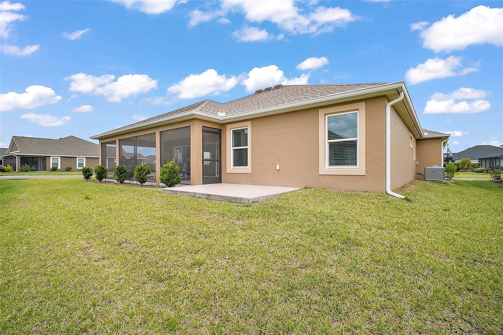 892 Hubbard Loop, The Villages, FL 32163
