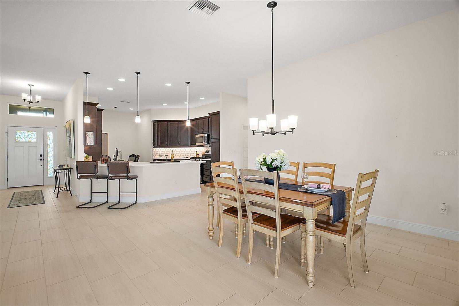 892 Hubbard Loop, The Villages, FL 32163