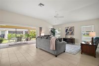 892 Hubbard Loop, The Villages, FL 32163