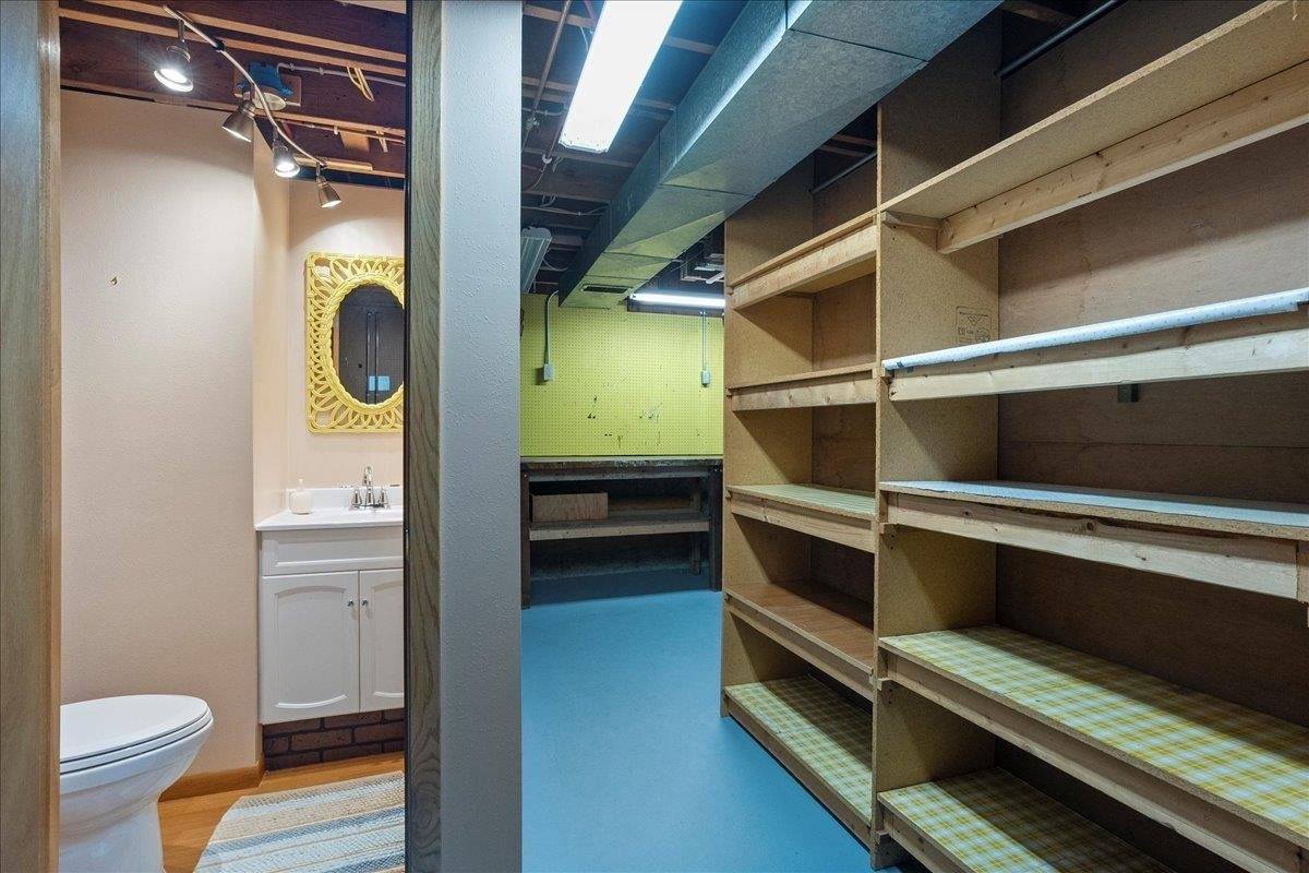 1408 S Hemlock Avenue, Marshfield, WI 54449