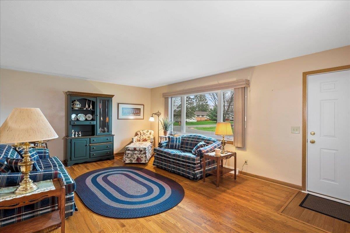 1408 S Hemlock Avenue, Marshfield, WI 54449