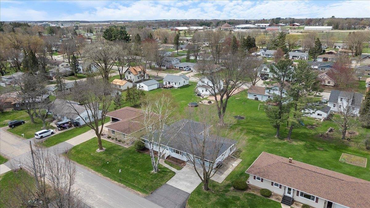 1408 S Hemlock Avenue, Marshfield, WI 54449