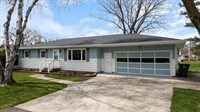 1408 S Hemlock Avenue, Marshfield, WI 54449