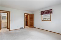 1408 S Hemlock Avenue, Marshfield, WI 54449