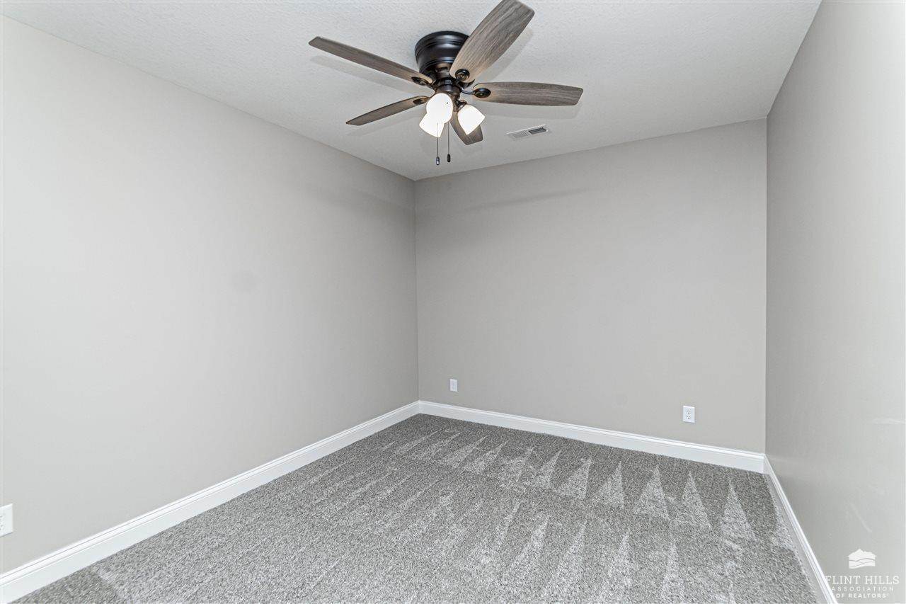 2046 Sutter Woods Road, Junction City, KS 66441