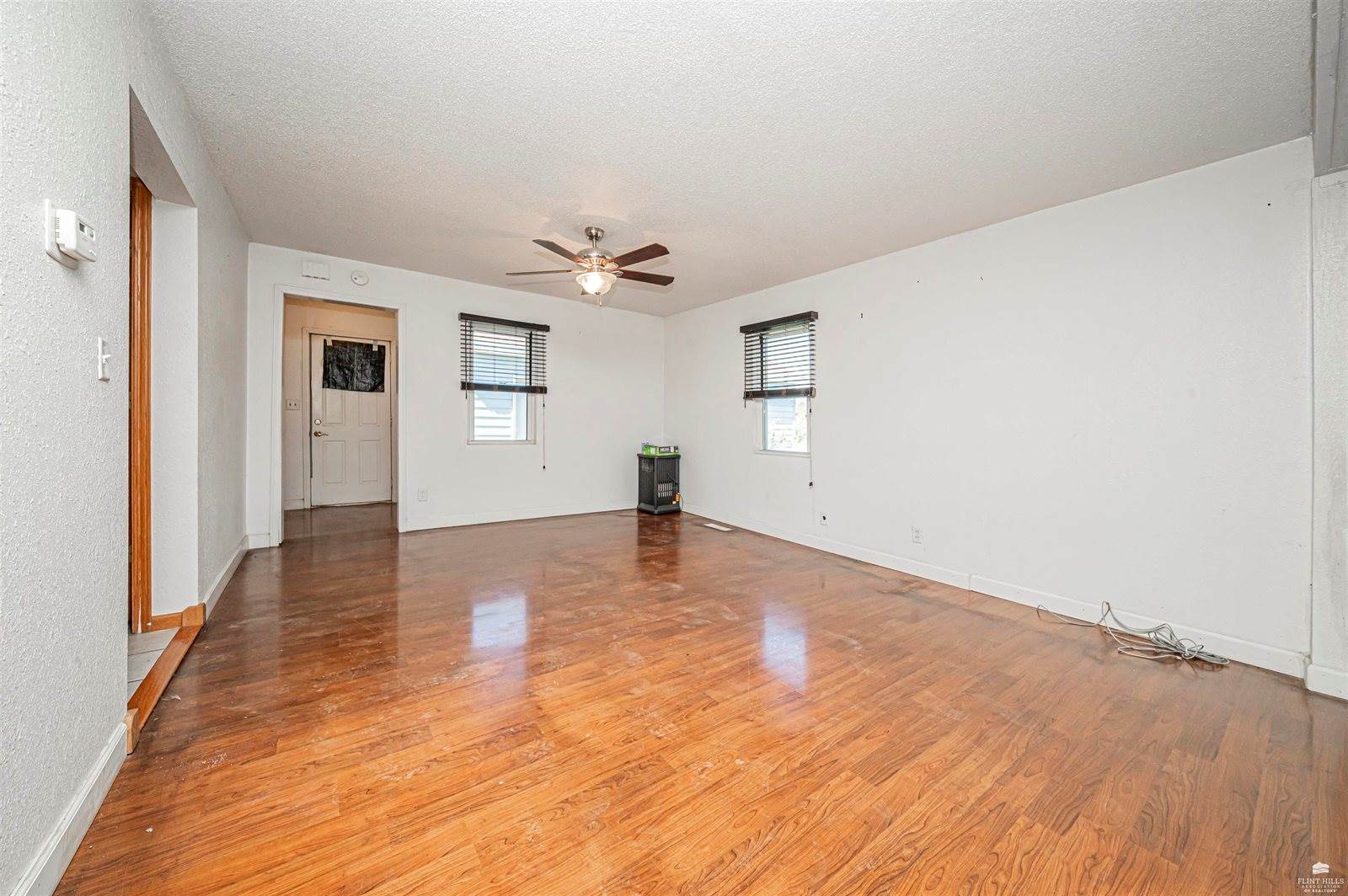 1697 Hwy 43, Enterprise, KS 67441