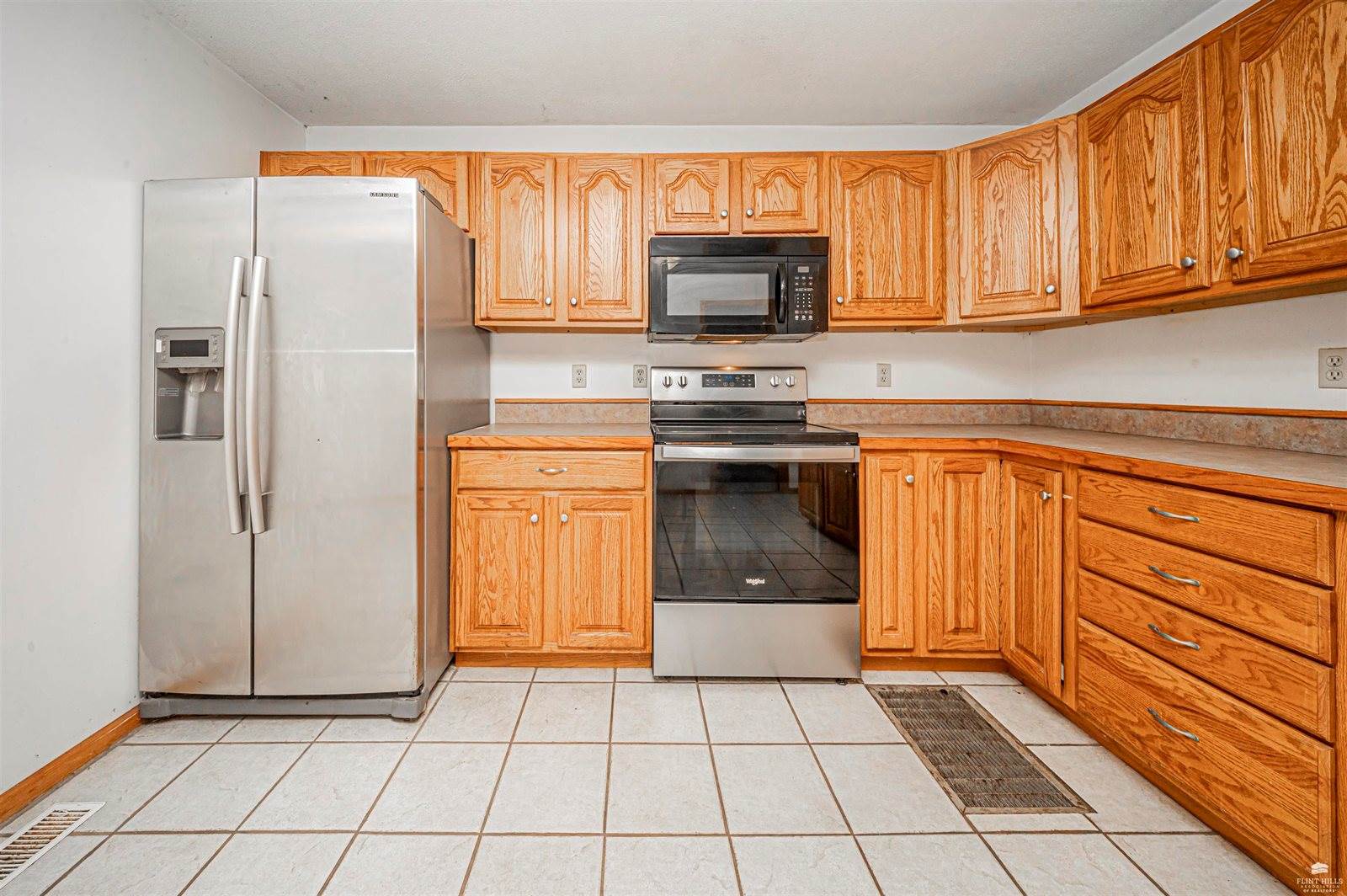 1697 Hwy 43, Enterprise, KS 67441