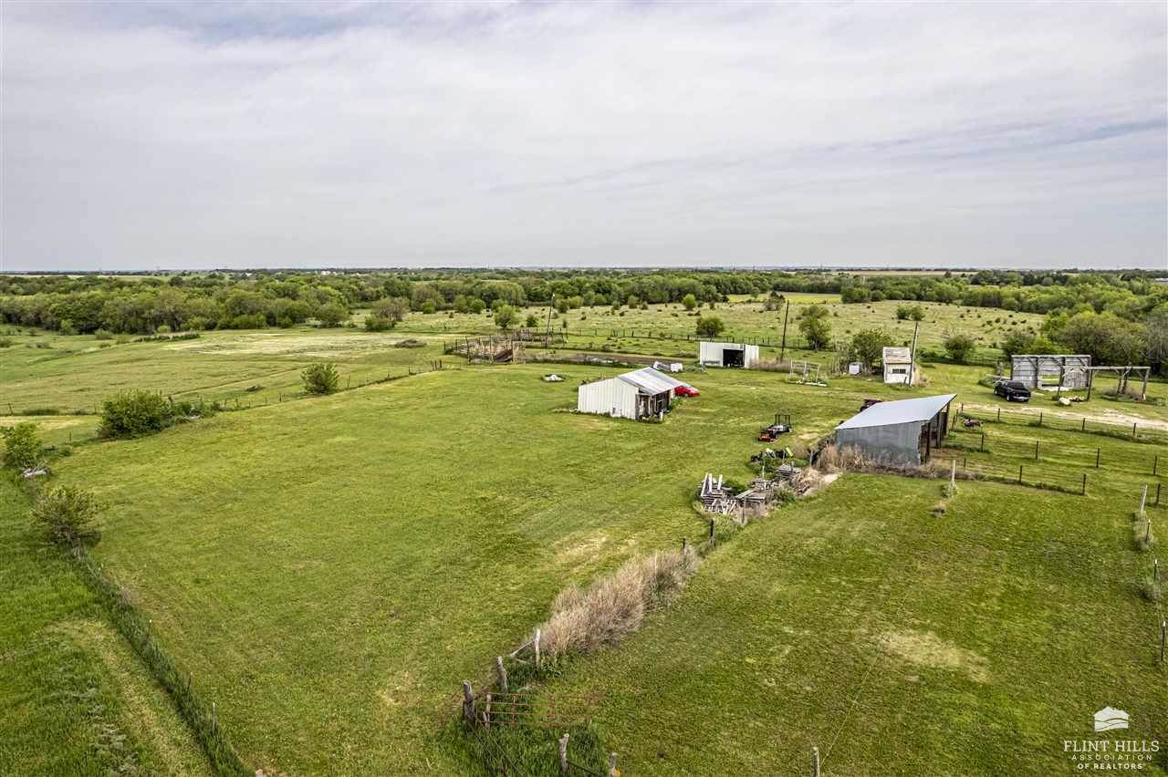 1697 Hwy 43, Enterprise, KS 67441