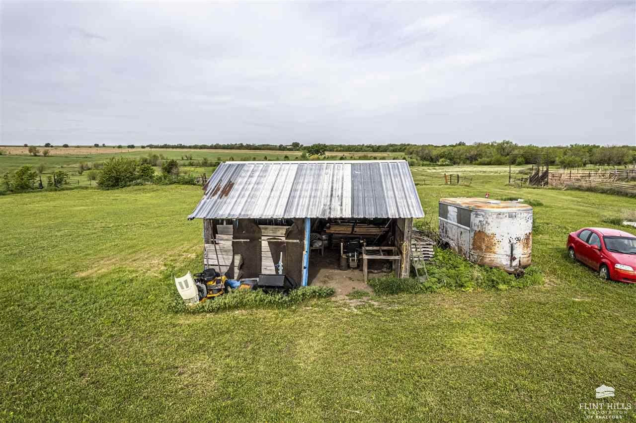 1697 Hwy 43, Enterprise, KS 67441