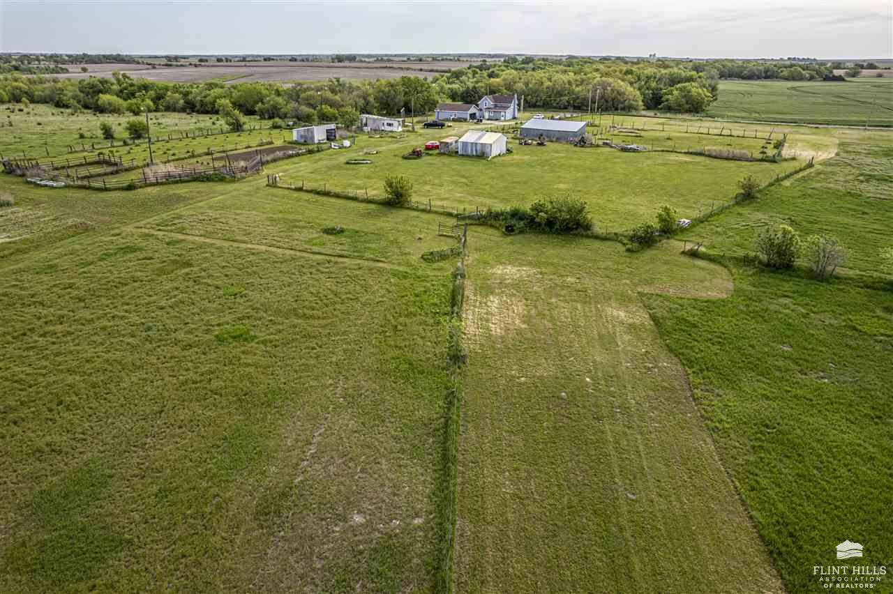 1697 Hwy 43, Enterprise, KS 67441