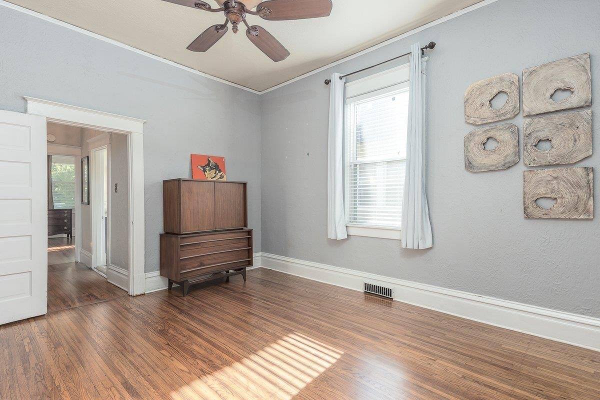 1557 Forest, Memphis, TN 38112