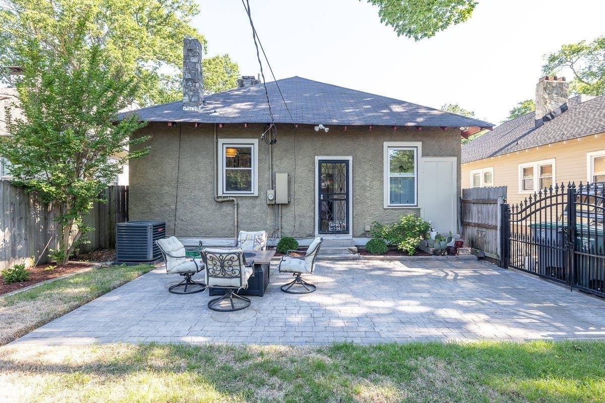 1557 Forest, Memphis, TN 38112