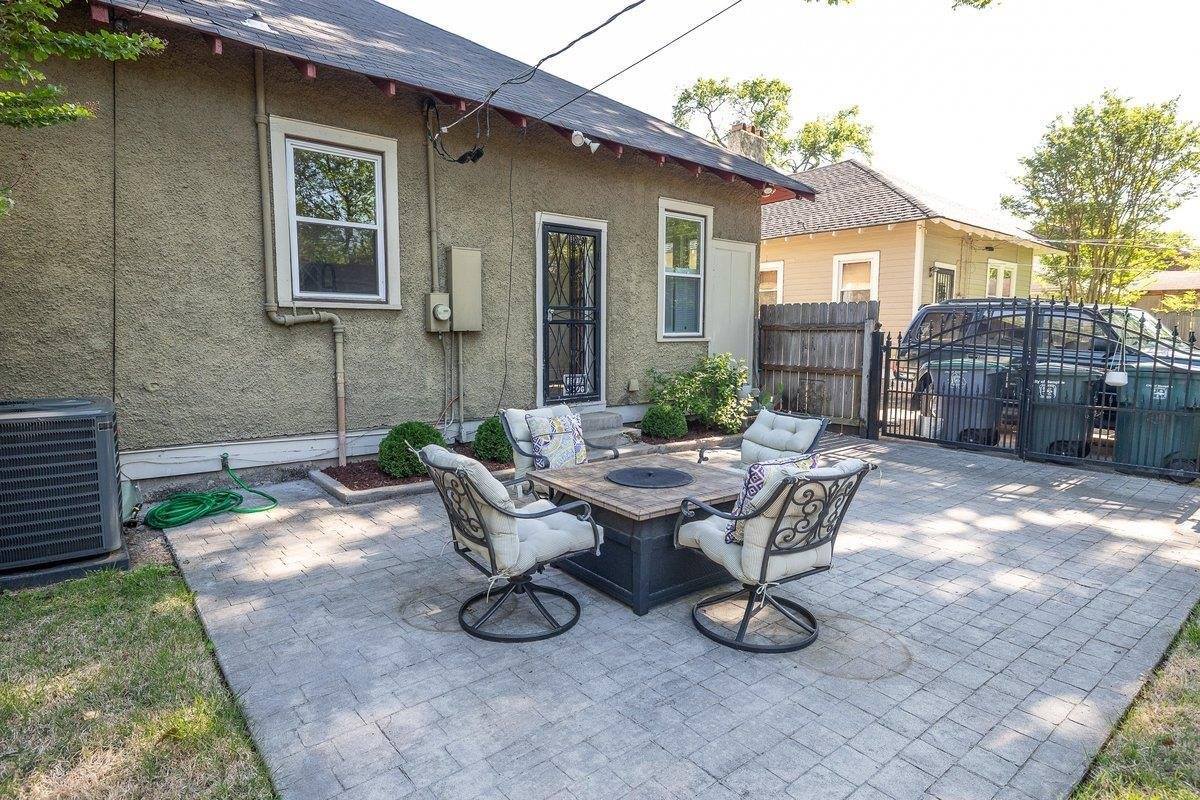 1557 Forest, Memphis, TN 38112