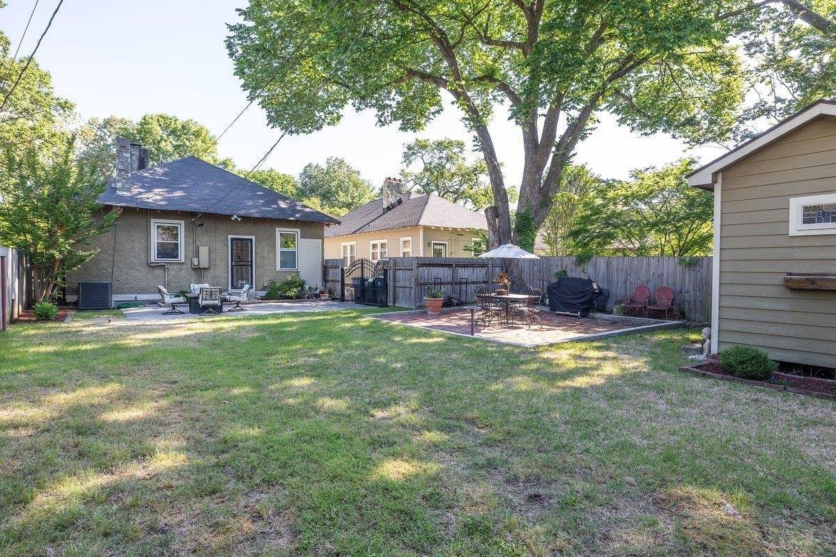 1557 Forest, Memphis, TN 38112