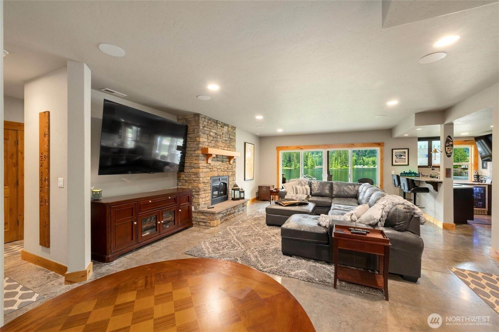 33184 West Shore Drive, Mount Vernon, WA 98274